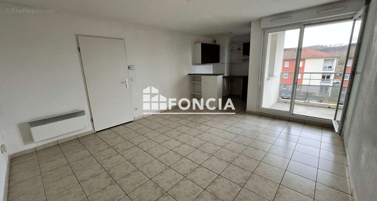 Appartement à AVION