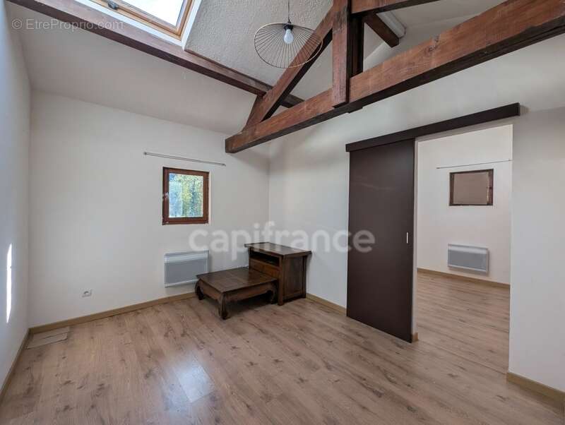 Maison à vendre 4 pièces AMBARES ET LAGRAVE (33) - photo 24