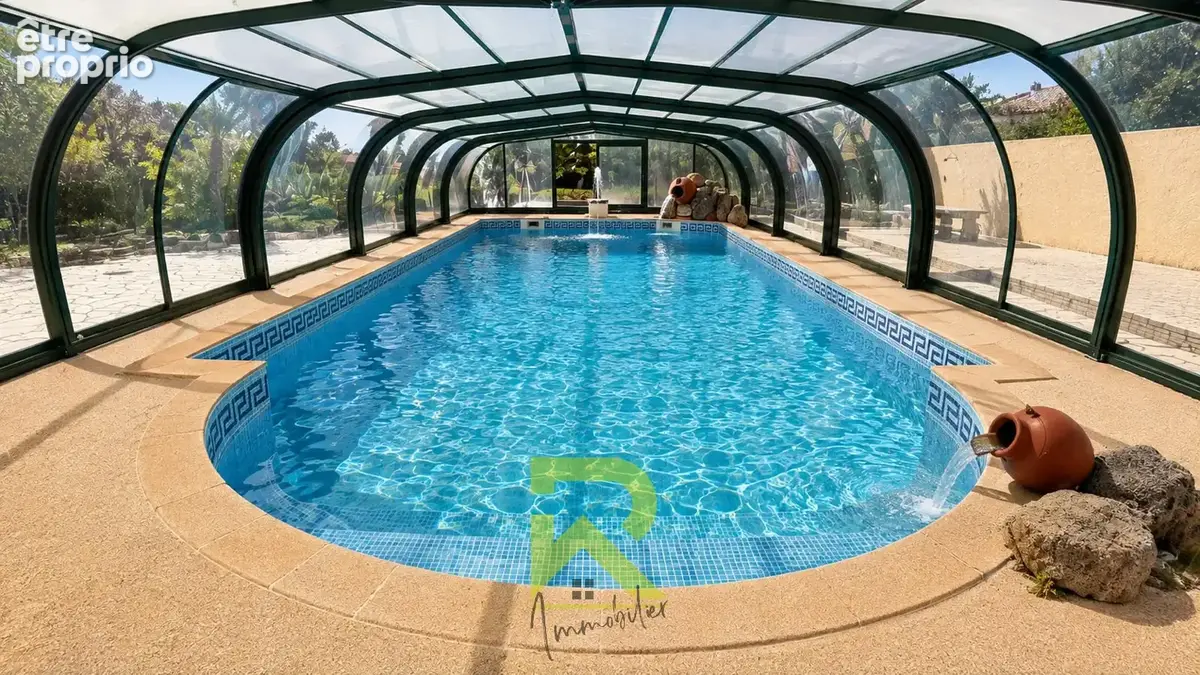 Grau d’Agde   Authentique propriété languedocienne avec piscine sur 1 561 m2 de terrain - photo 7