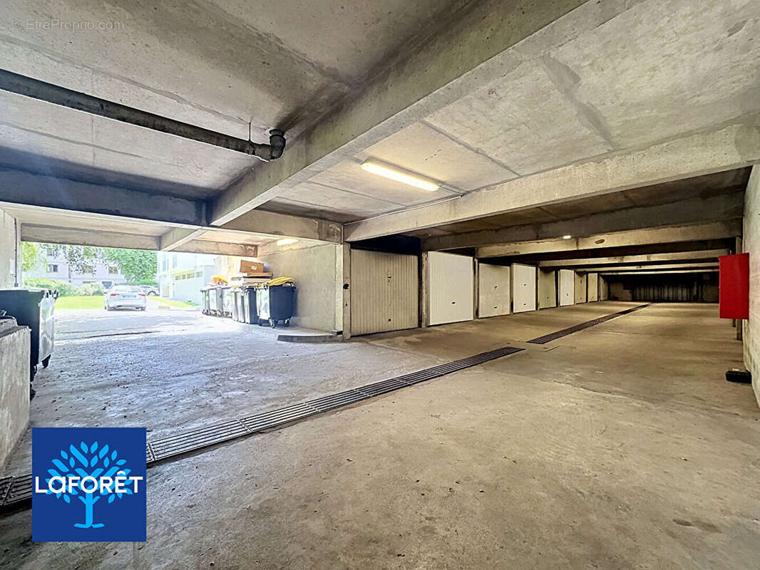 Appartement Evry-Courcouronnes 3 pièces 60m² + 2 boxes + cave - photo 13