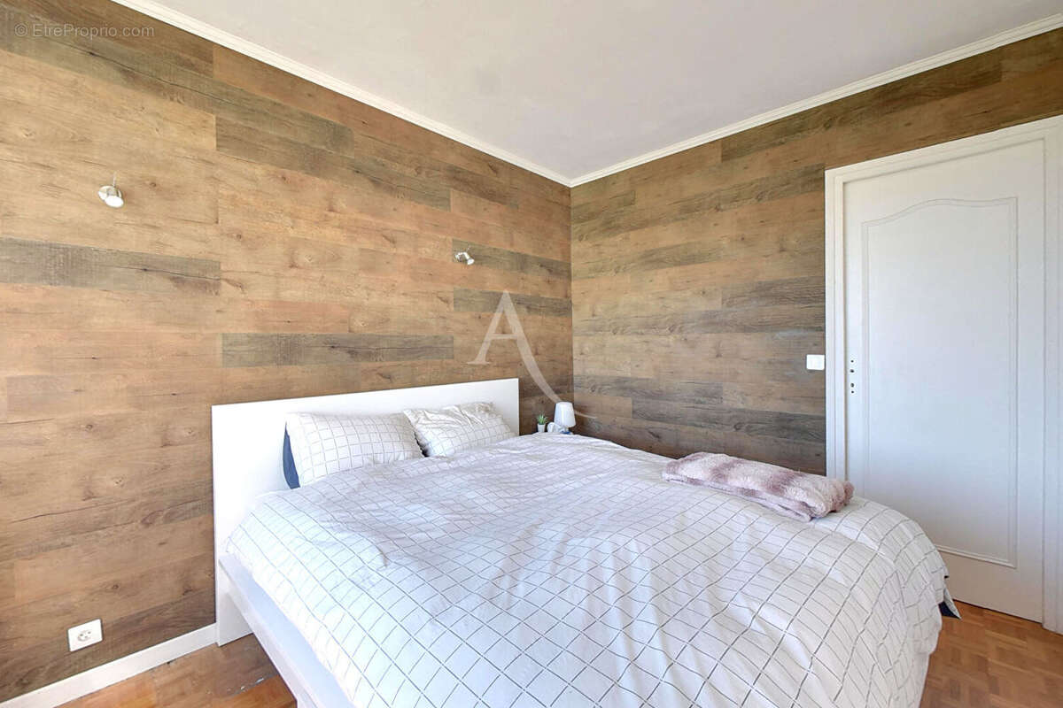 Appartement à LE PERREUX-SUR-MARNE
