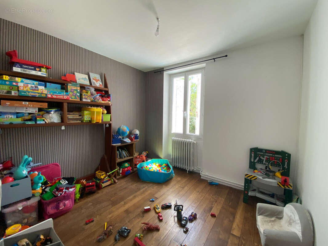 Maison à PUY-L&#039;EVEQUE