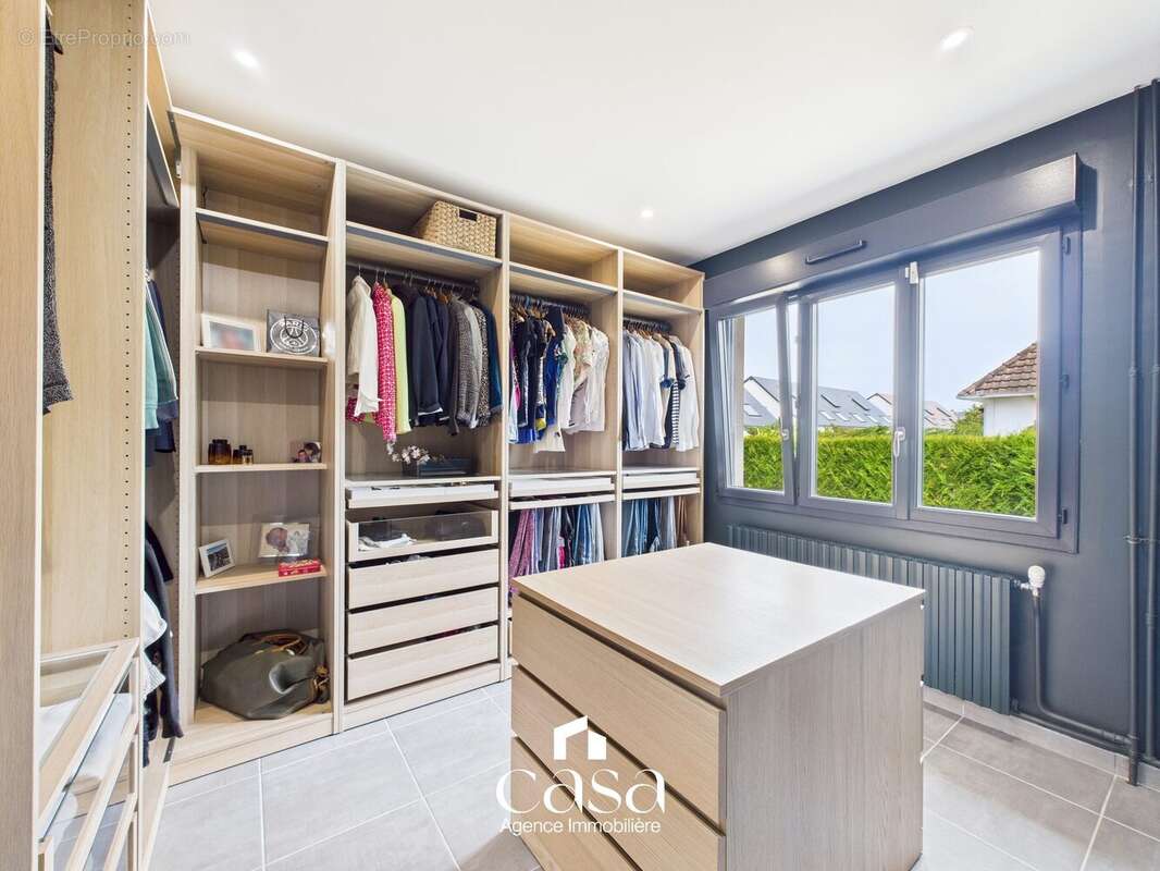Maison 210 m² à Caen  - photo 6