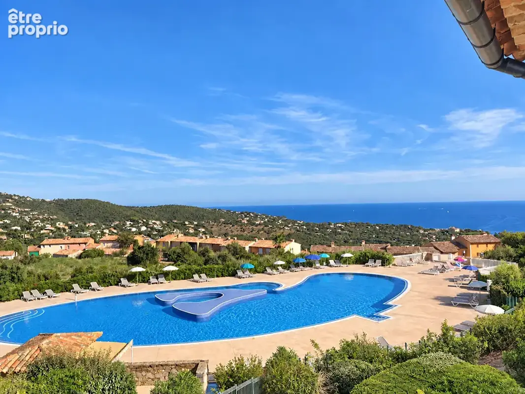 Photo Appartement à Les Issambres au prix de 235 400€