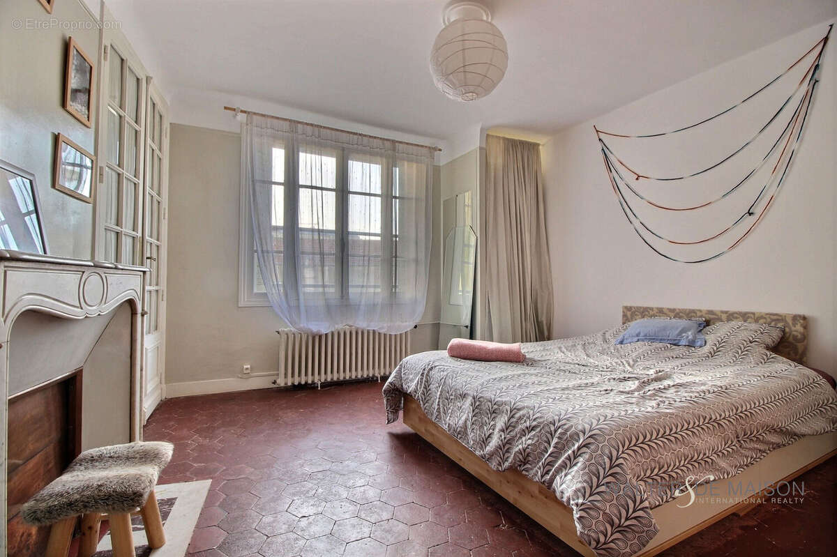 Appartement à SAINT-DENIS