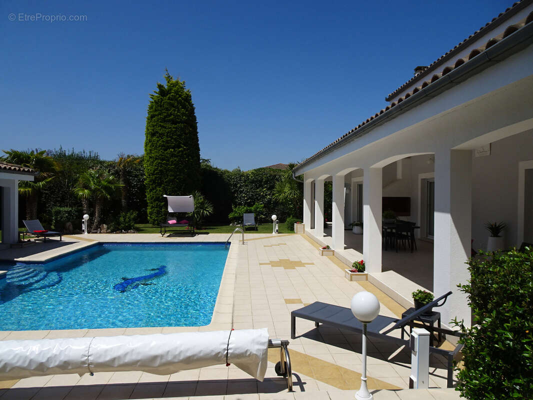 Maison à PECHBONNIEU