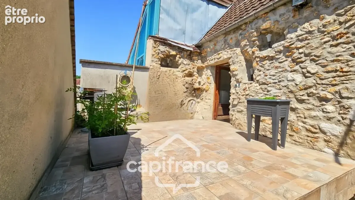 Charmante maison de ville fonctionnelle sur trois niveaux- terrasse au calme- Idéal famille ou investissement- - photo 5