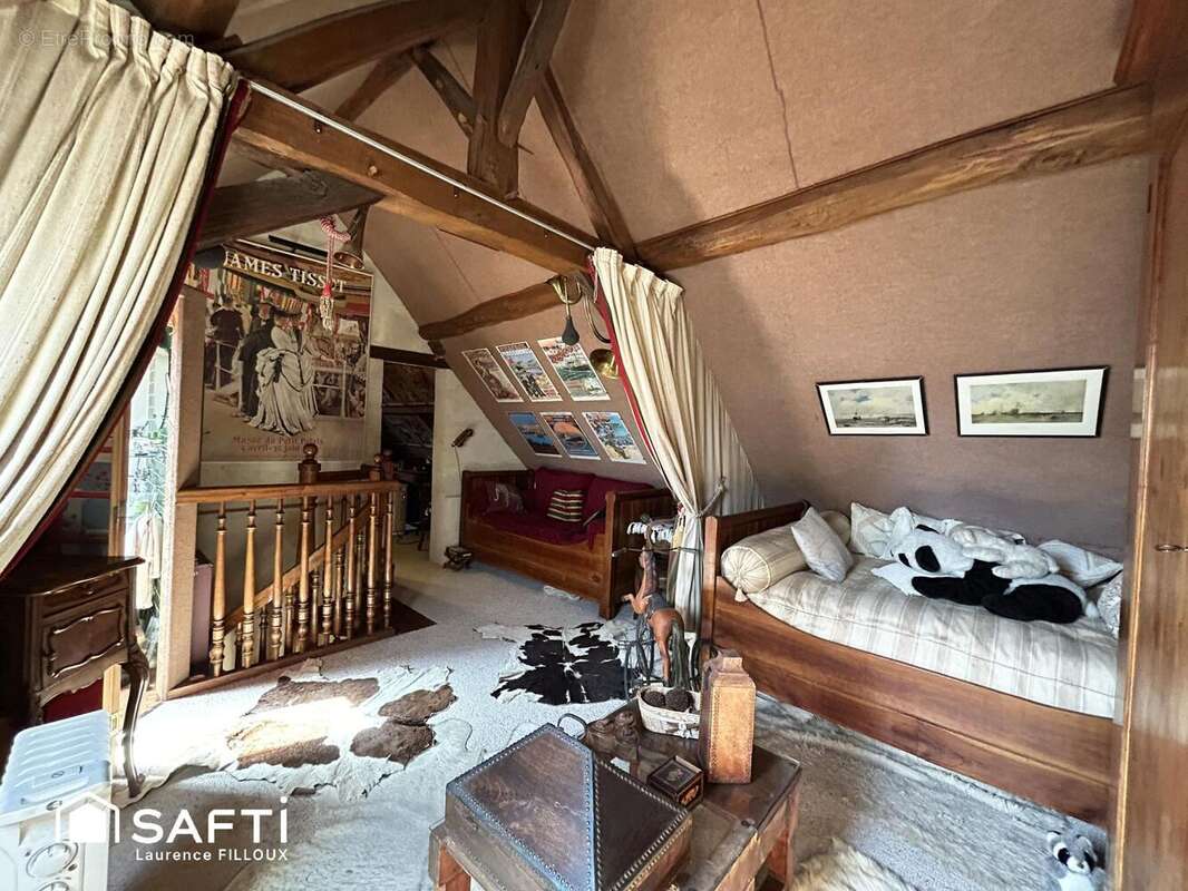 Maison 165 m² à Lavenay  - photo 9