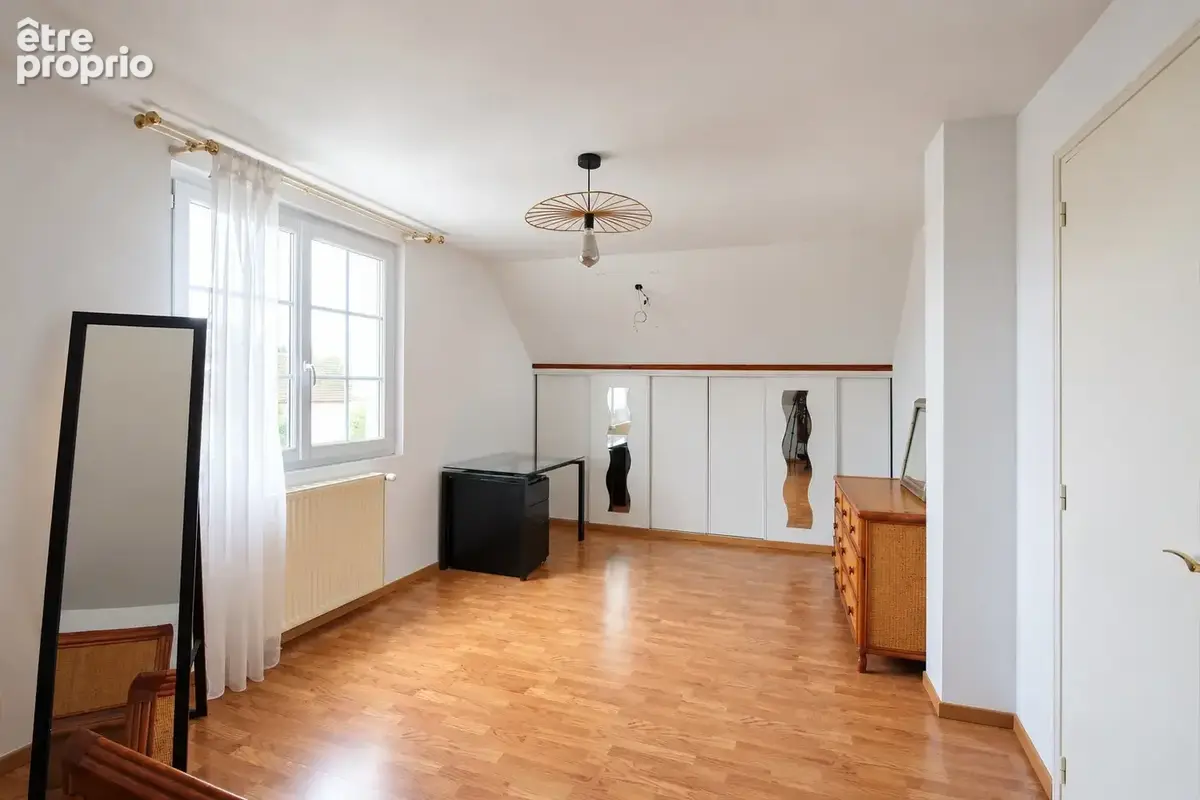 Jolie maison à Chennevières sur Marne - photo 9