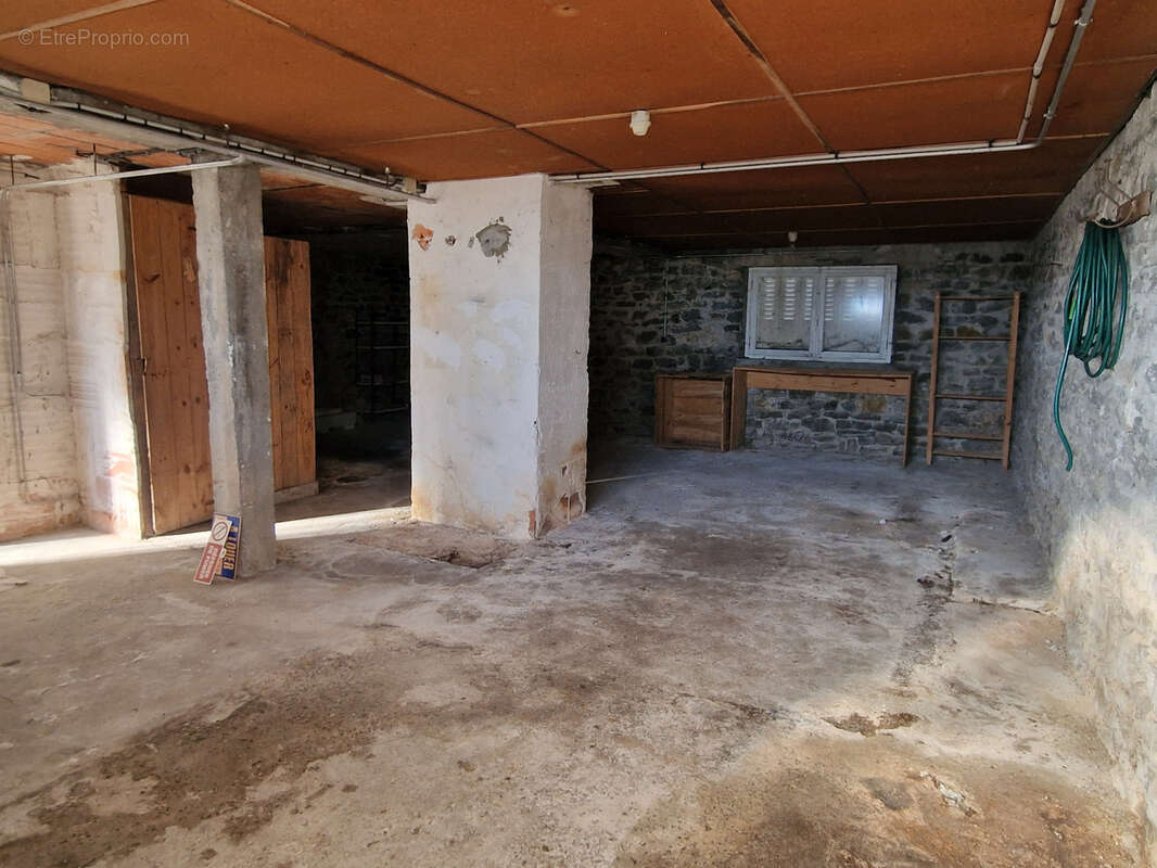 Maison en pierre avec jardin - photo 13