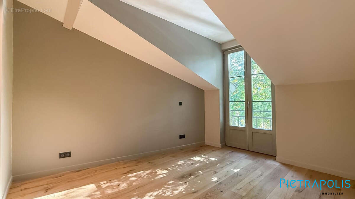 Appartement à LYON-1E