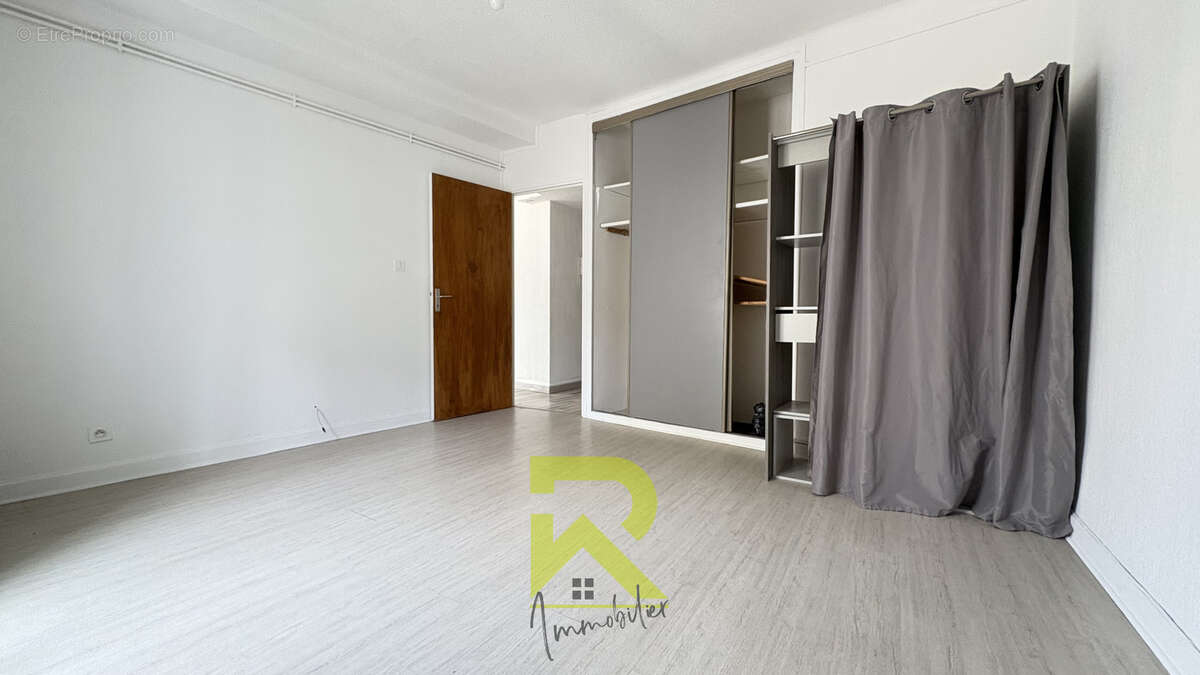 Appartement à BEZIERS