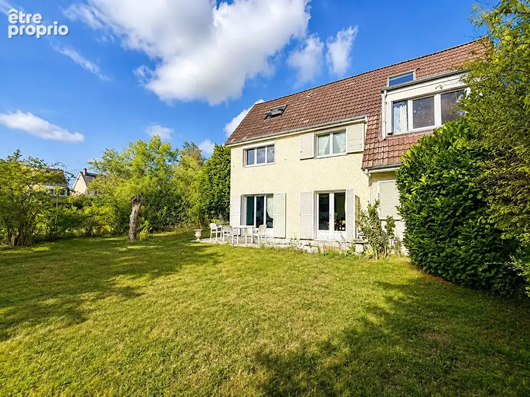LES LOGES-EN-JOSAS  Maison familiale 6 chambres  Jardin - photo 3