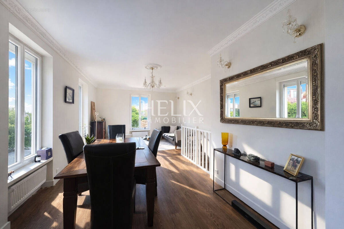 Maison à MAISONS-LAFFITTE