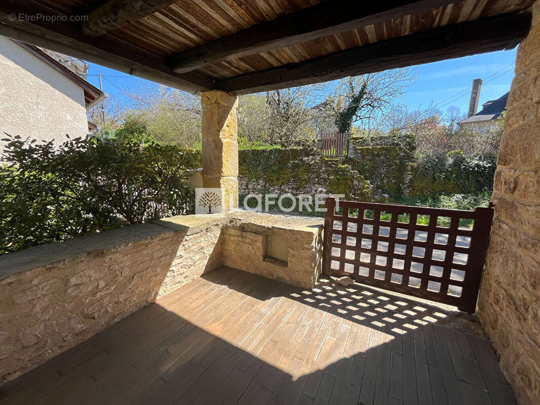Salles-la-source - hameau paisible et bucolique- superbe maison en pierre - photo 9