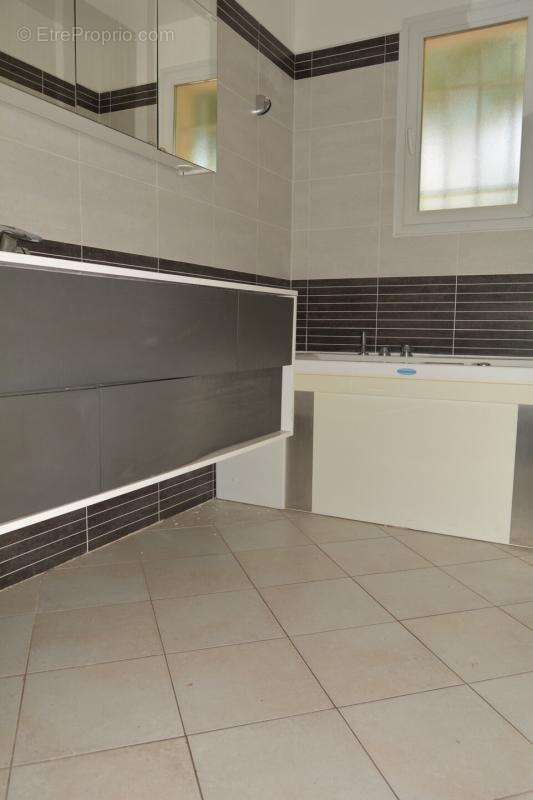 Maison à VILLENEUVE-LES-MAGUELONE