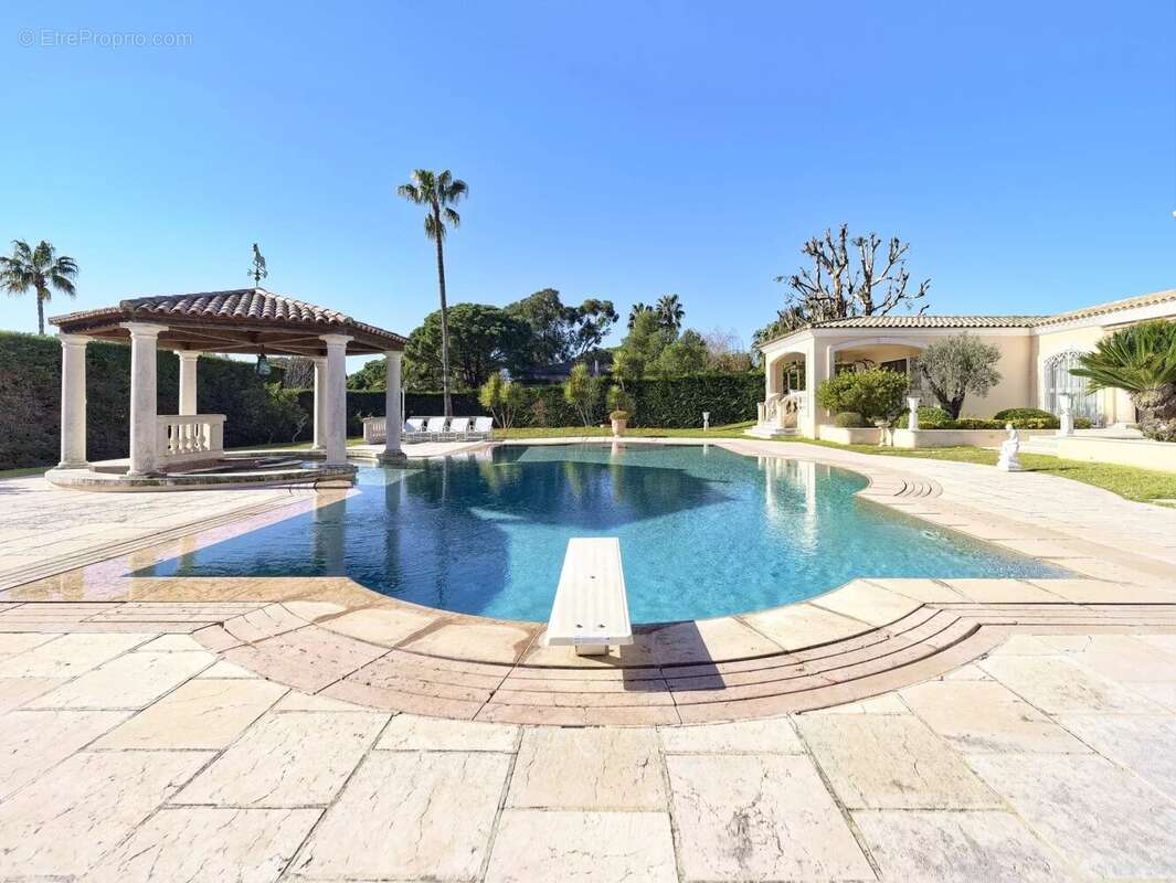 Maison à ANTIBES