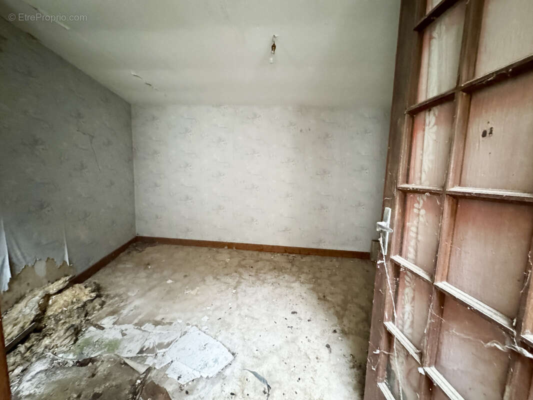 SOUS OFFRE ACCEPTEE -- Immeuble au coeur de St Cyprien en Périgord _ EXCLUSIVITE Stephane Gounet - photo 9