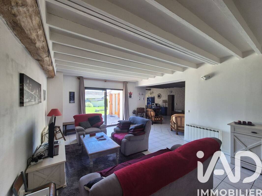 Photo 1 - Maison à LIXY