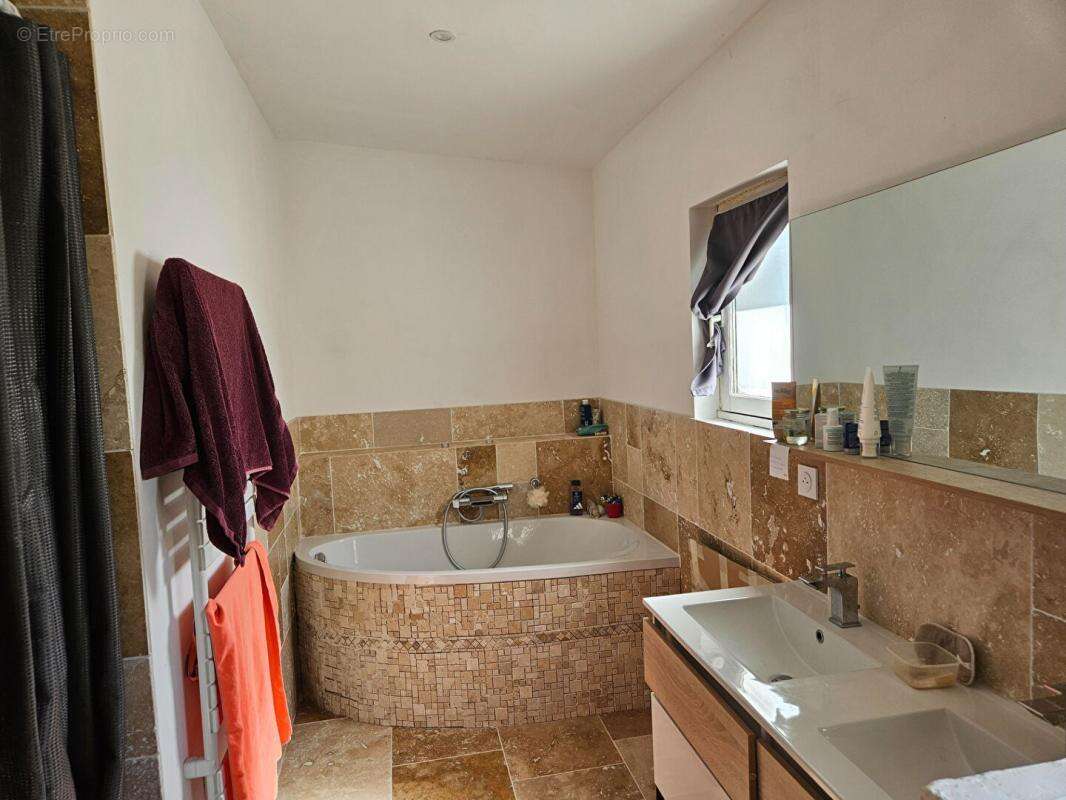 Maison Saint Père Sur Loire 4 pièce(s) 110 m2 - photo 5