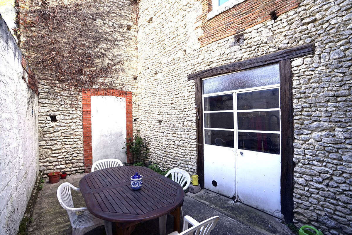 Maison à ASCHERES-LE-MARCHE