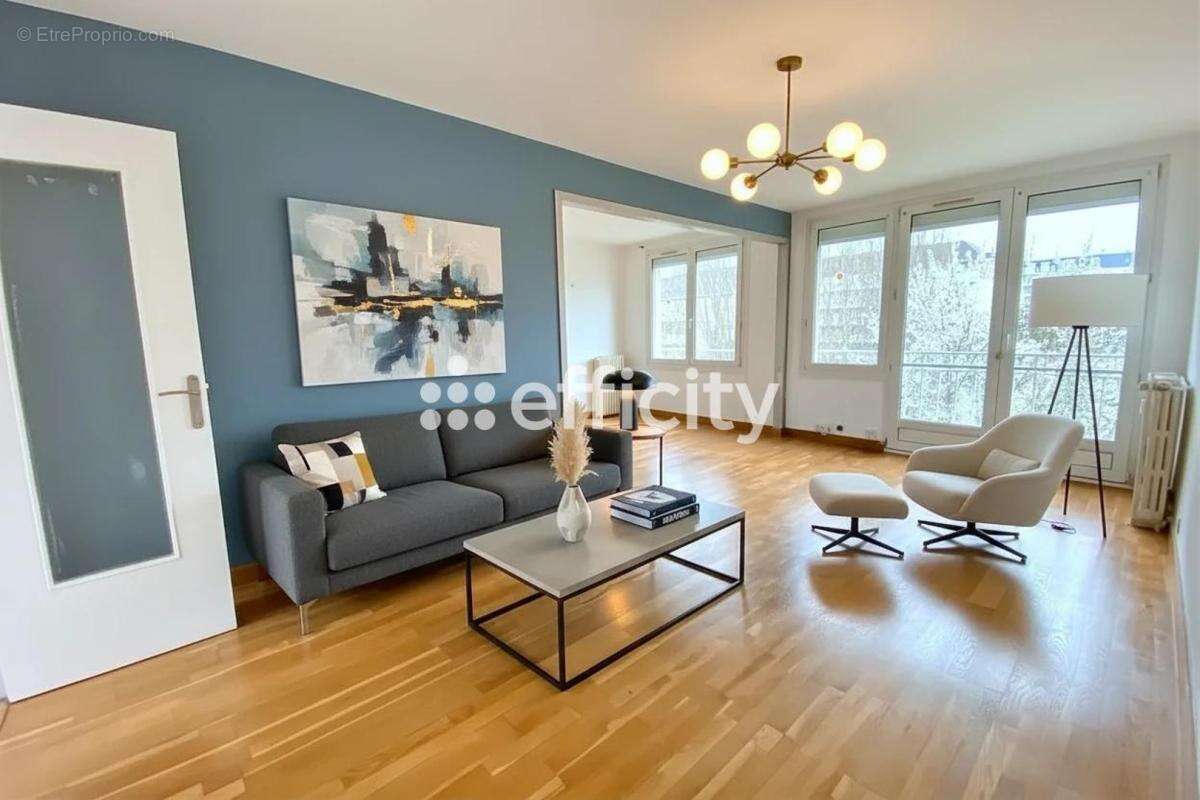 Appartement 64 m² à Villemomble  - photo 2
