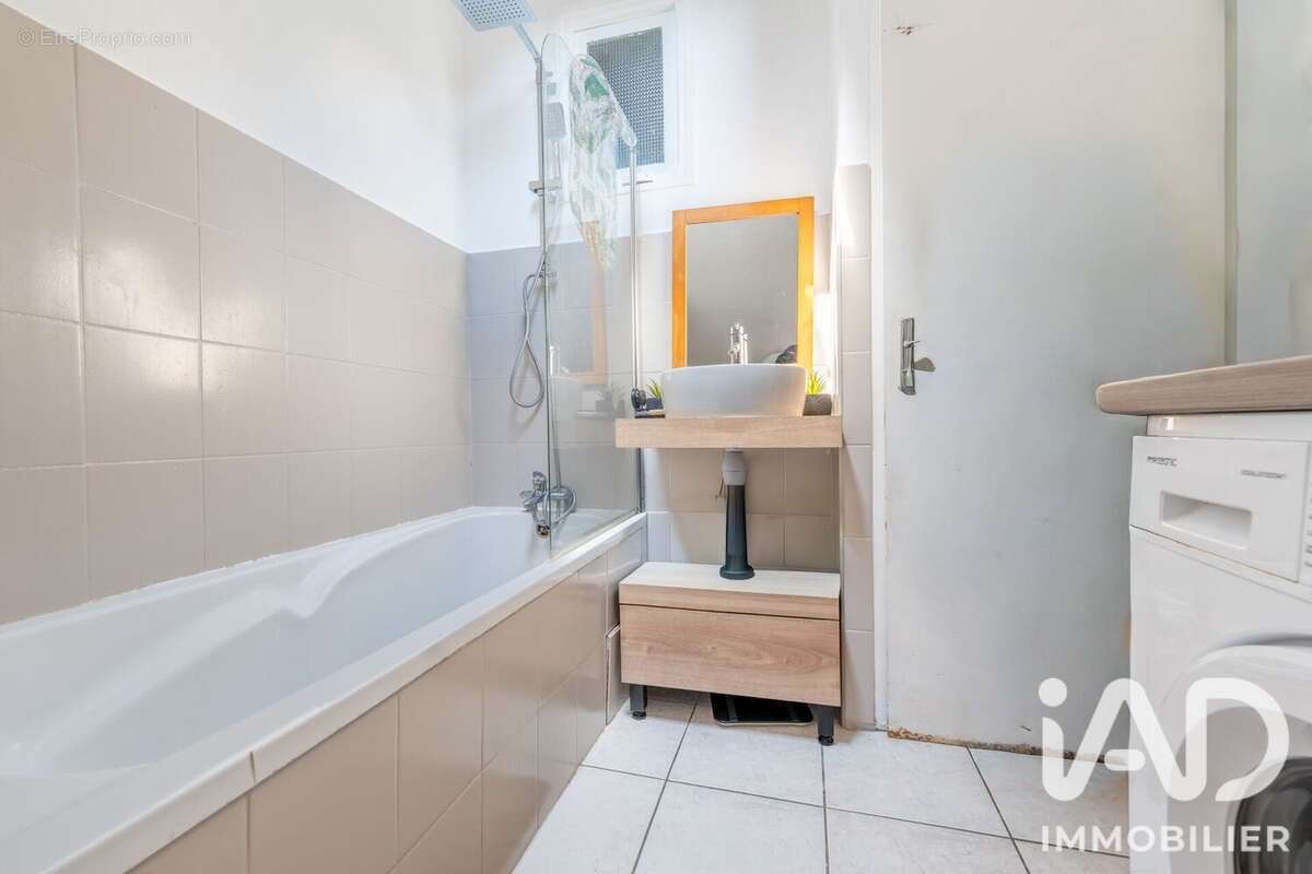 Appartement 81 m² à Marnaz  - photo 4
