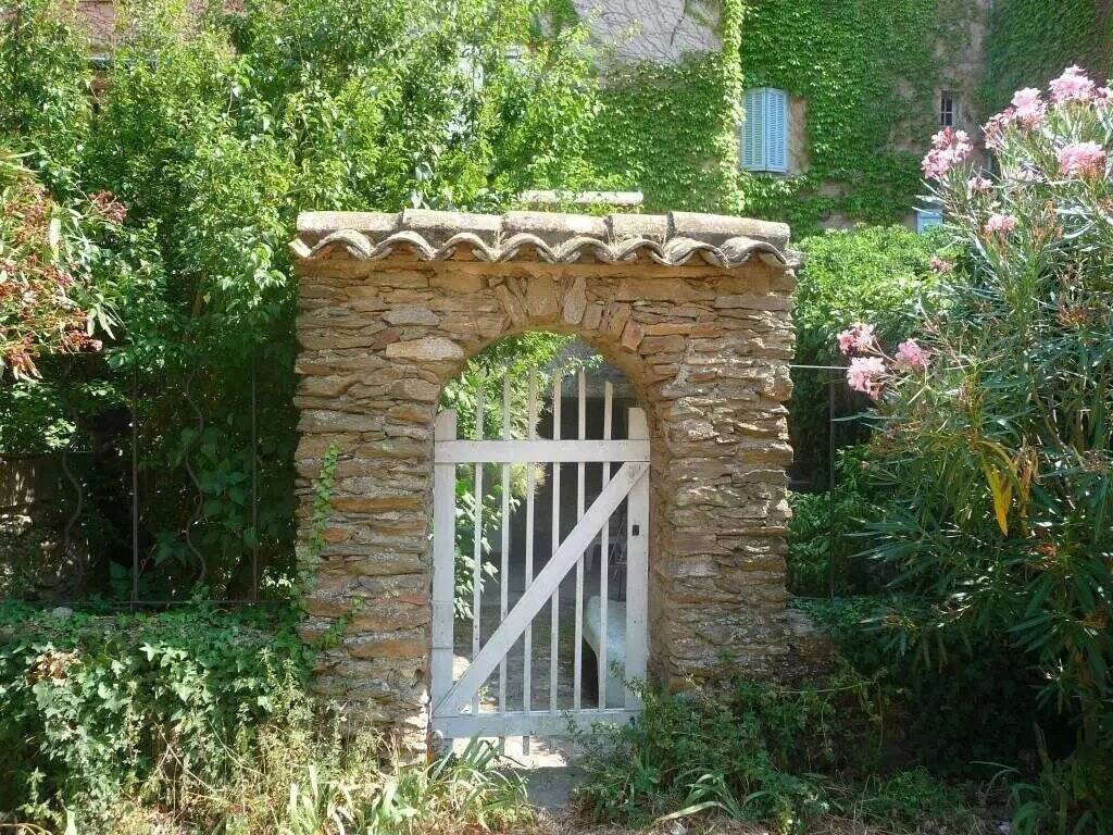 Maison à LA GARDE-FREINET