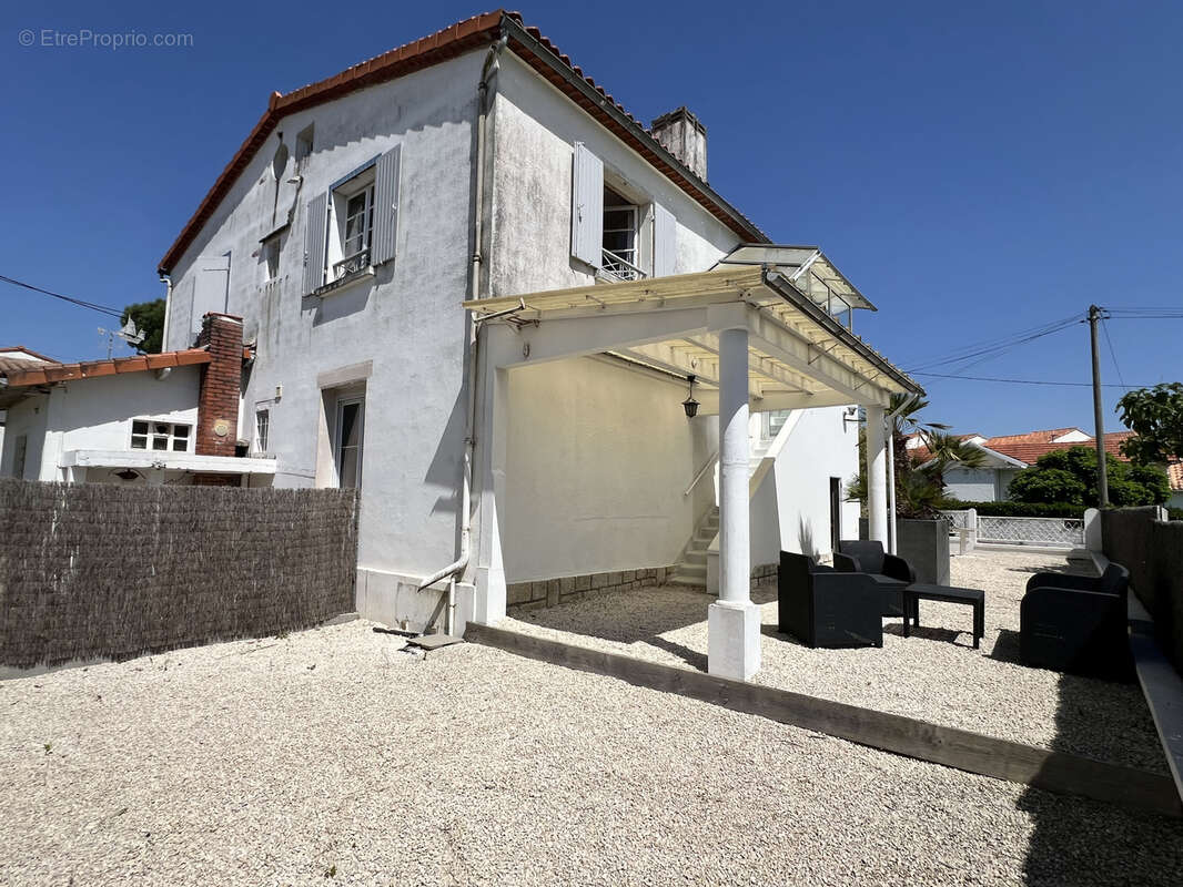 Maison à SAINT-PALAIS-SUR-MER