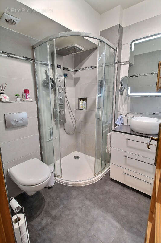 Appartement La Garenne Colombes 4 pièce(s) 67 m2 - photo 10