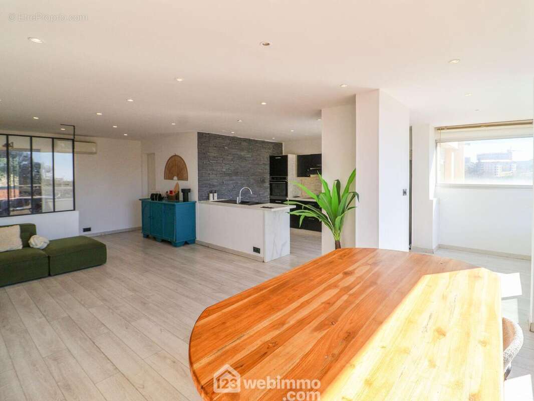 Appartement 93 m² à Marseille-9e  - photo 9