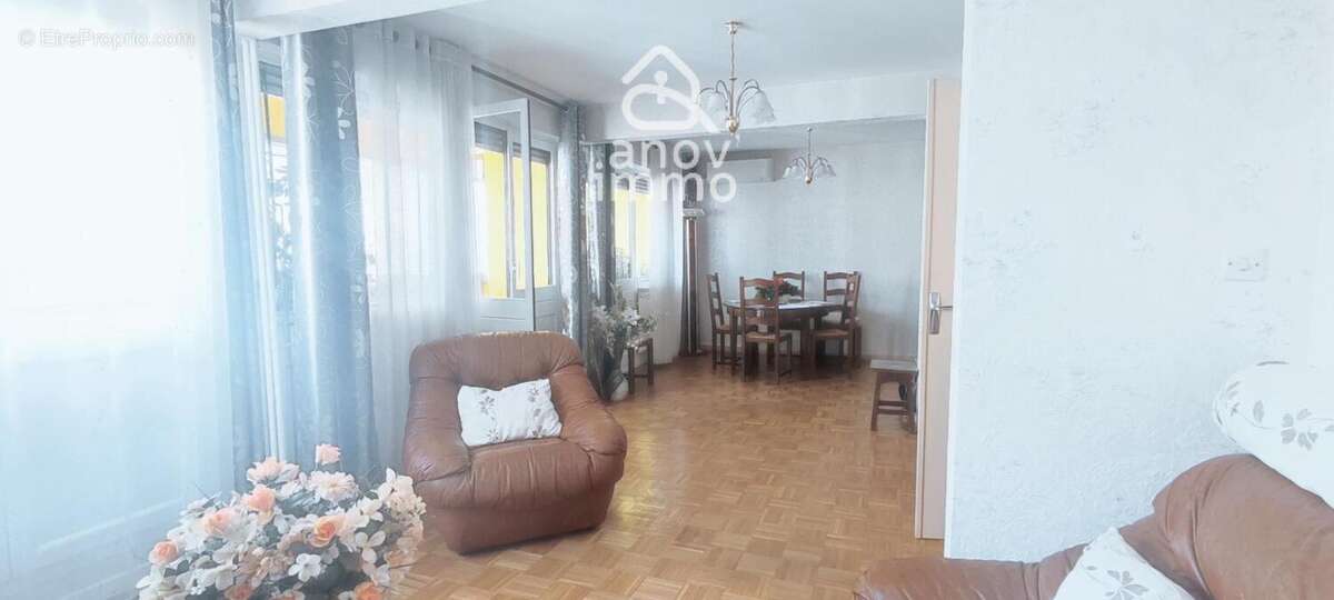 Appartement à ECHIROLLES
