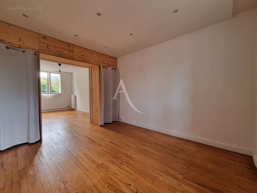 Appartement Nantes -Chantenay 4 pièce(s) 62m2 - photo 2
