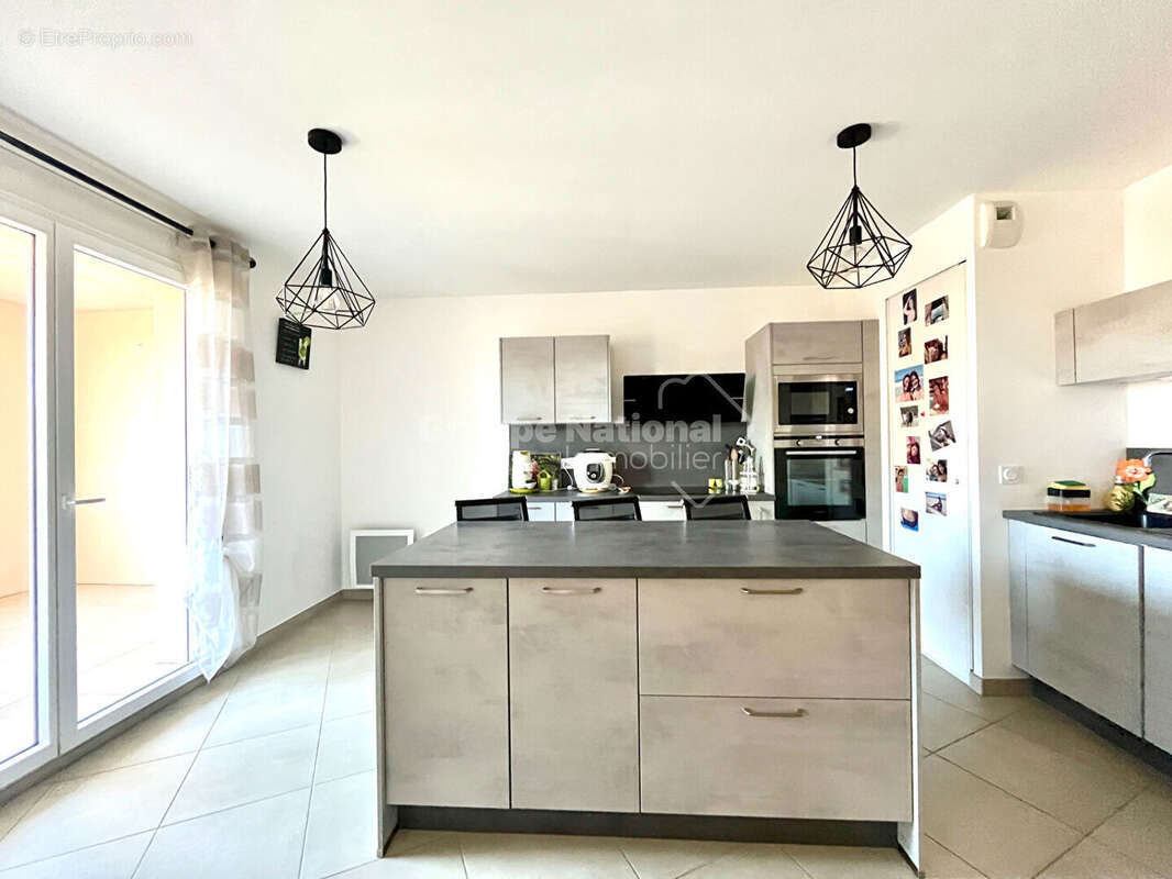 Appartement à CHATEAURENARD