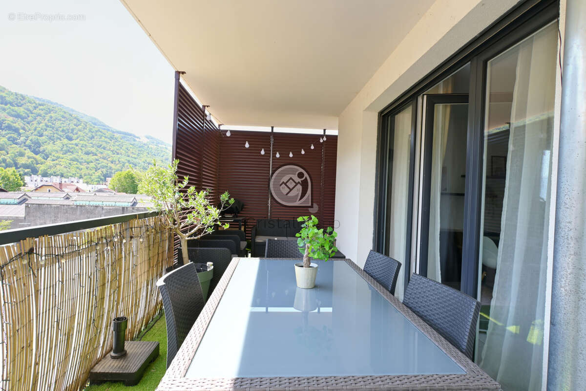 Appartement T4 avec terrasse et vue montagnes - photo 12