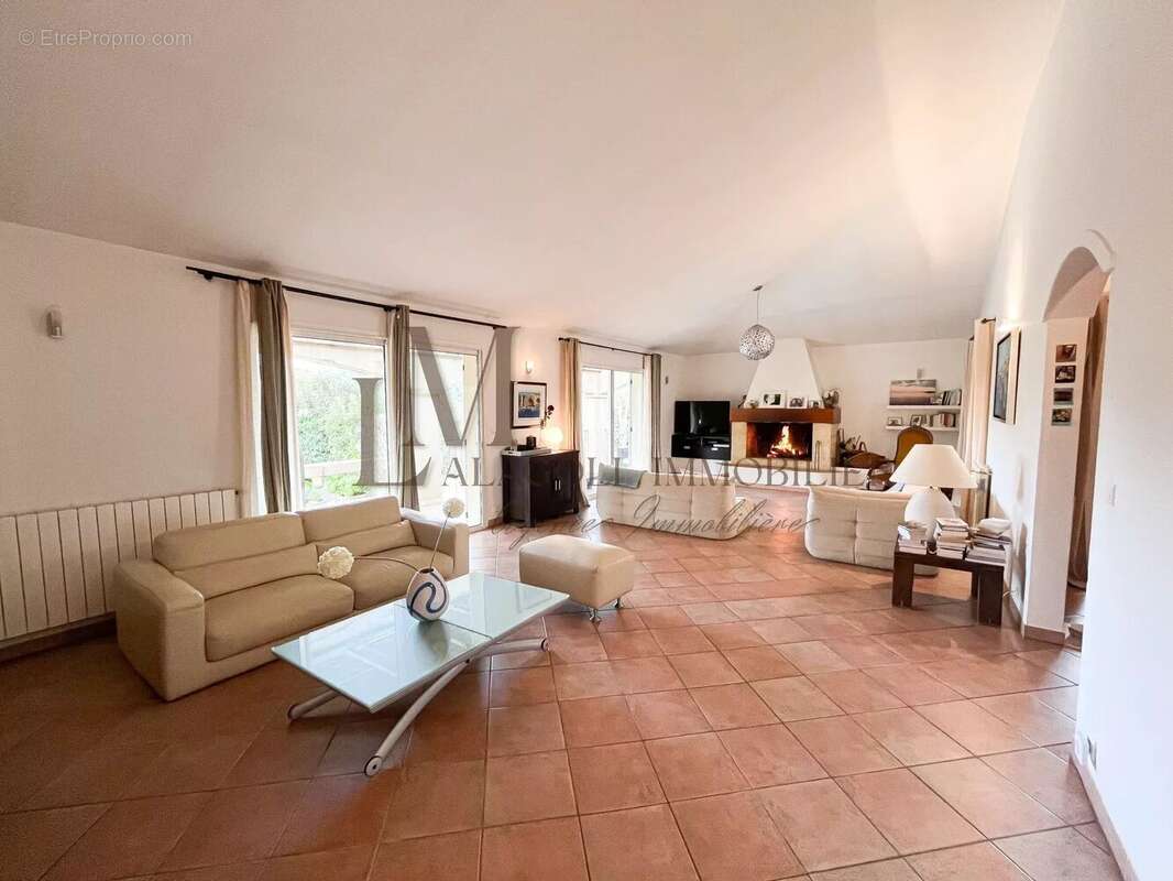 Maison à PORTO-VECCHIO