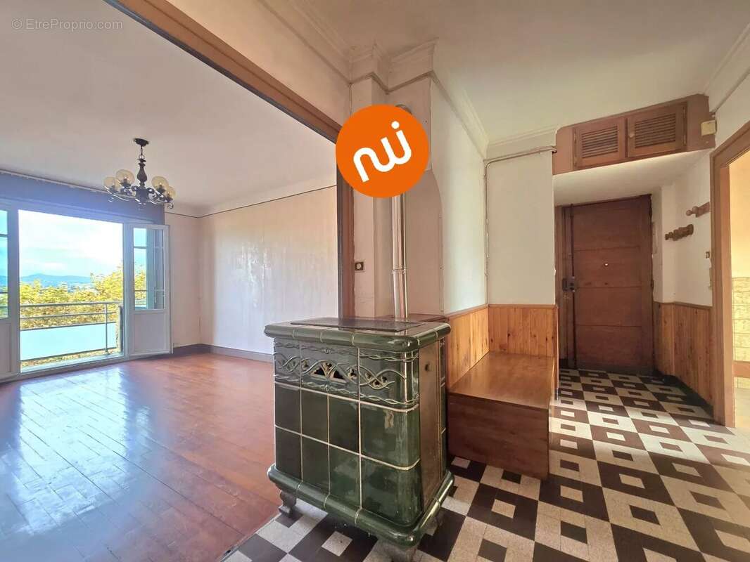 Appartement à TASSIN-LA-DEMI-LUNE