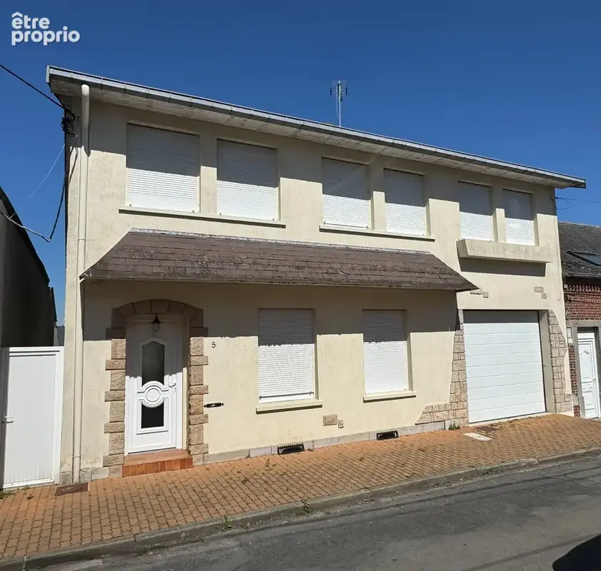  Élégante maison semi-individuelle – Centre-ville de Fourmies – 159 m² – Jardin arboré – Garage 45 m² - photo 7