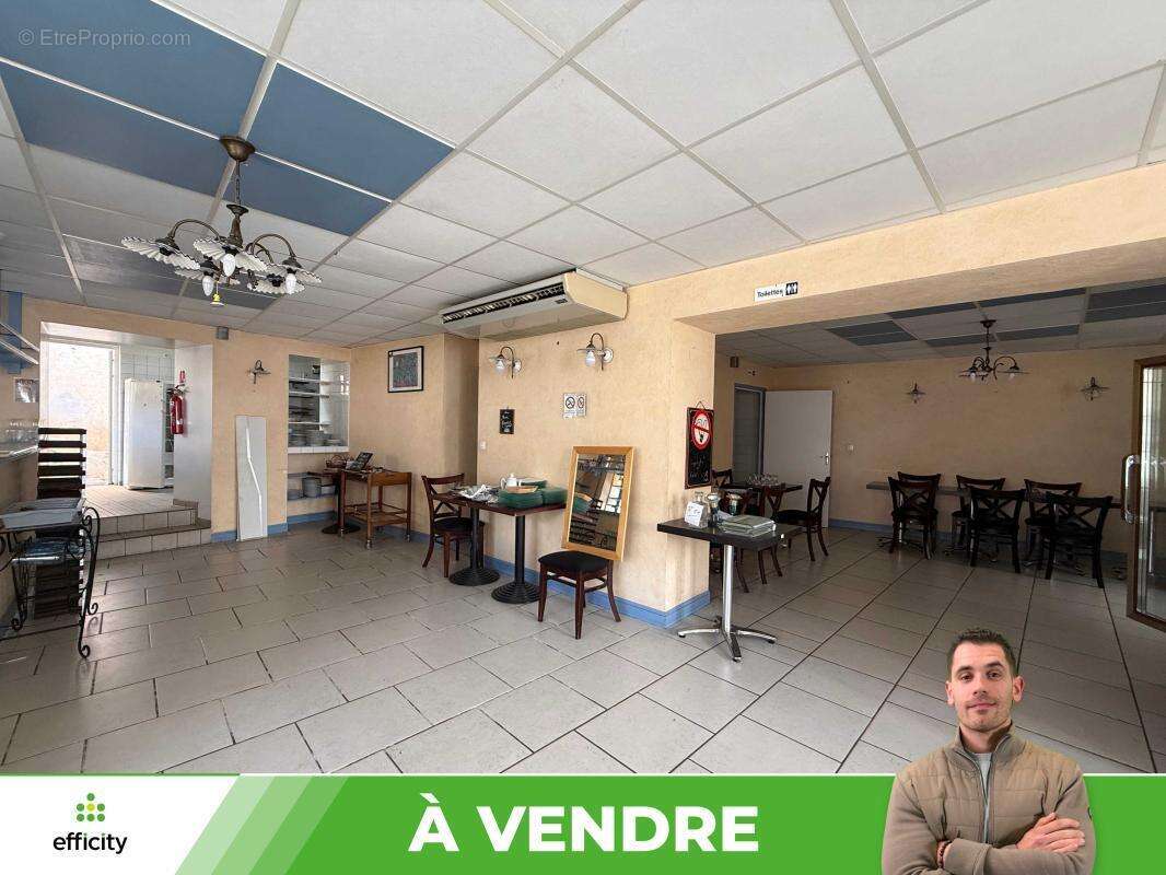 Appartement 12 pièces 183 m² à vendre à Usson-Du-Poitou (86350) - photo 3