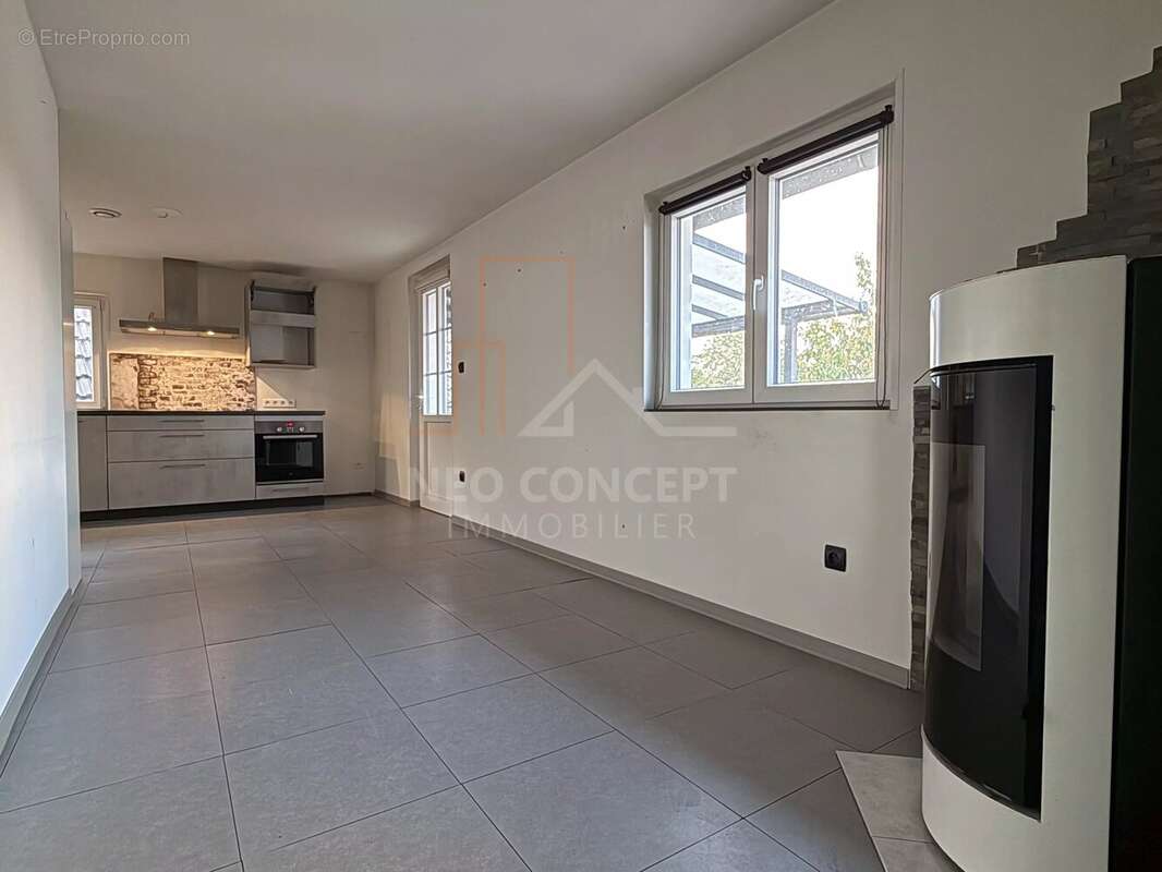 Maison à PREUSCHDORF