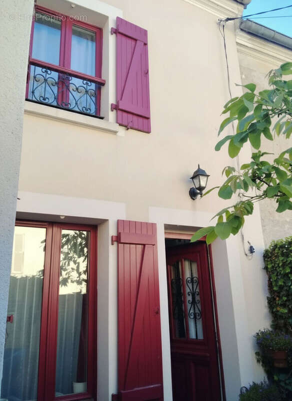 Maison à USSY-SUR-MARNE