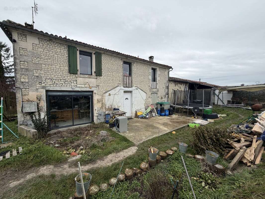 Maison à BOUTEVILLE