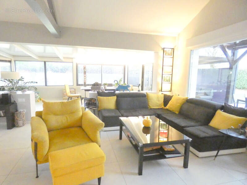 Maison à vendre 5 pièces proche de FEILLENS (01) - photo 4