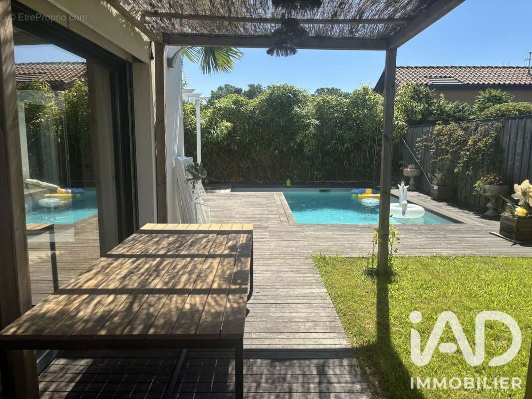 Maison 128 m² à Artigues-Pres-Bordeaux  - photo 6