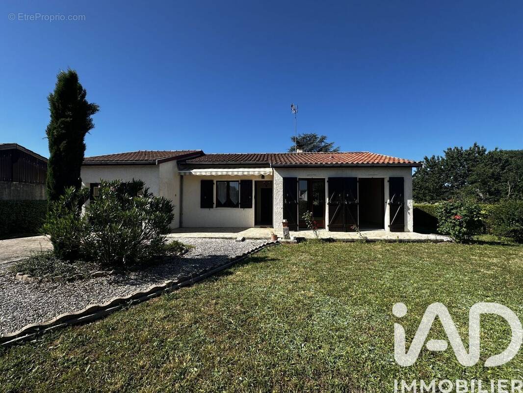 Photo 1 - Maison à BIAS