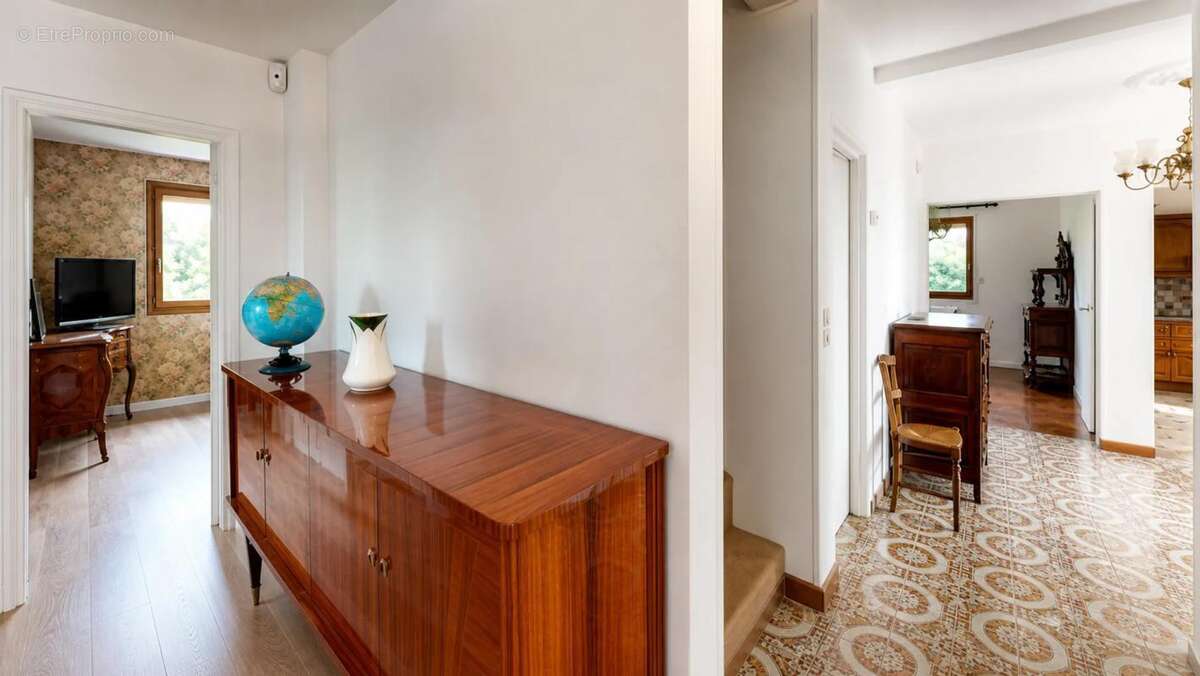 COURGENT : Maison - 203m²  sur 1380m2 de jardin - 5 à 6 chambres - photo 24