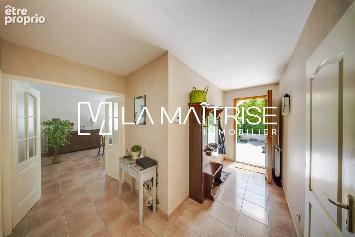 Maison 4 pièces 117 m² à vendre à Marseille-9e (13009) - photo 4