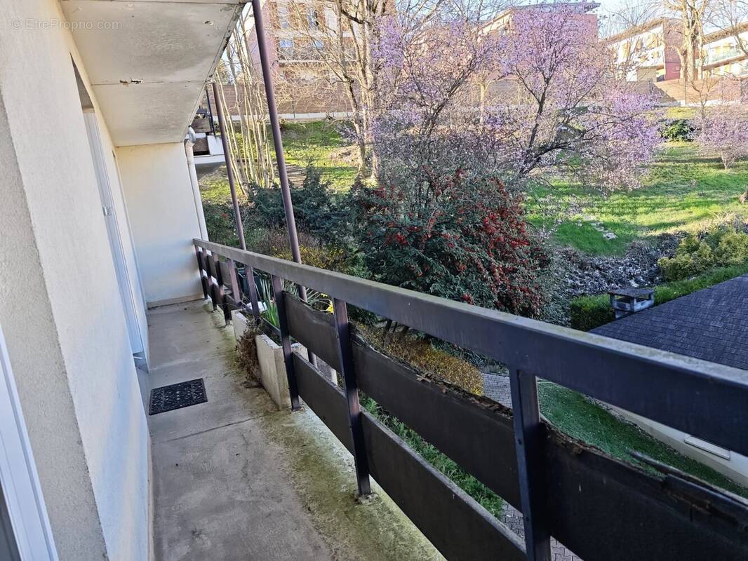Appartement à CHAVILLE