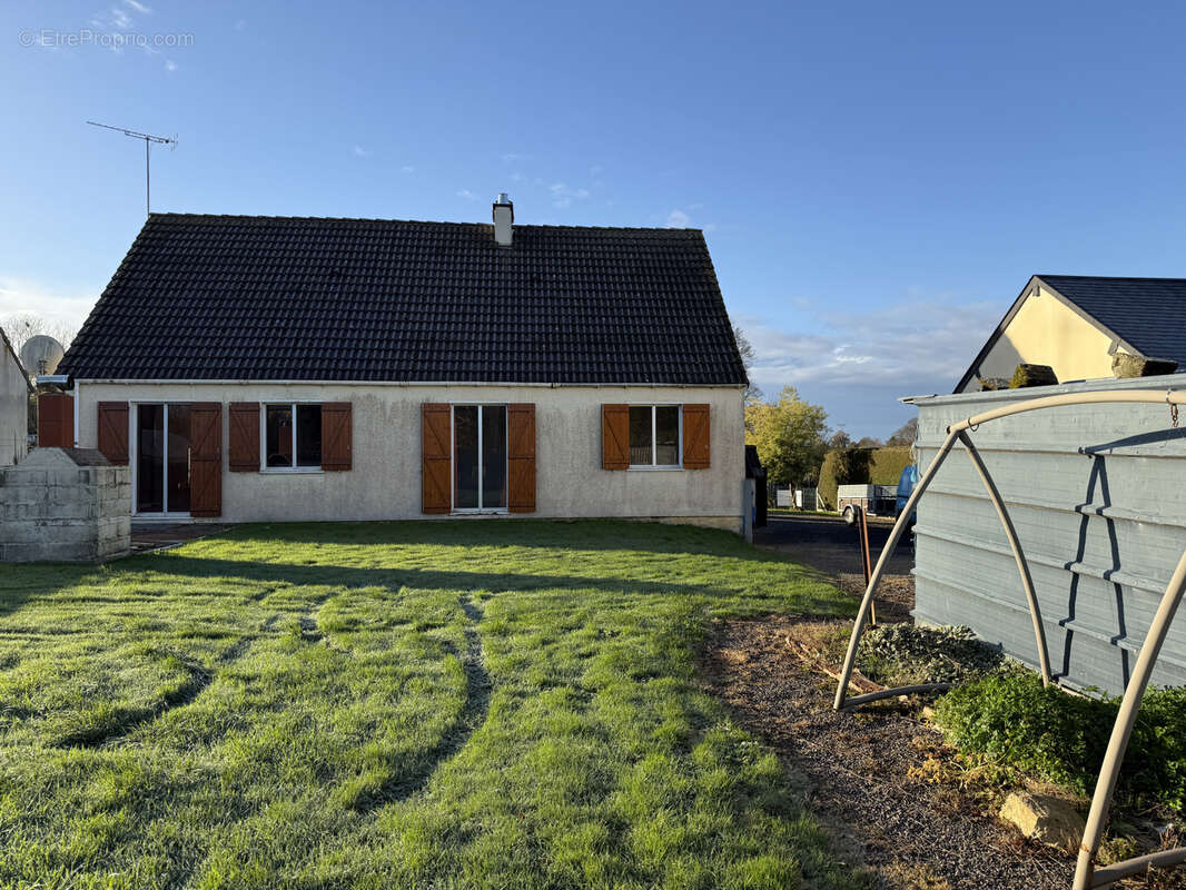 Maison à ISIGNY-LE-BUAT