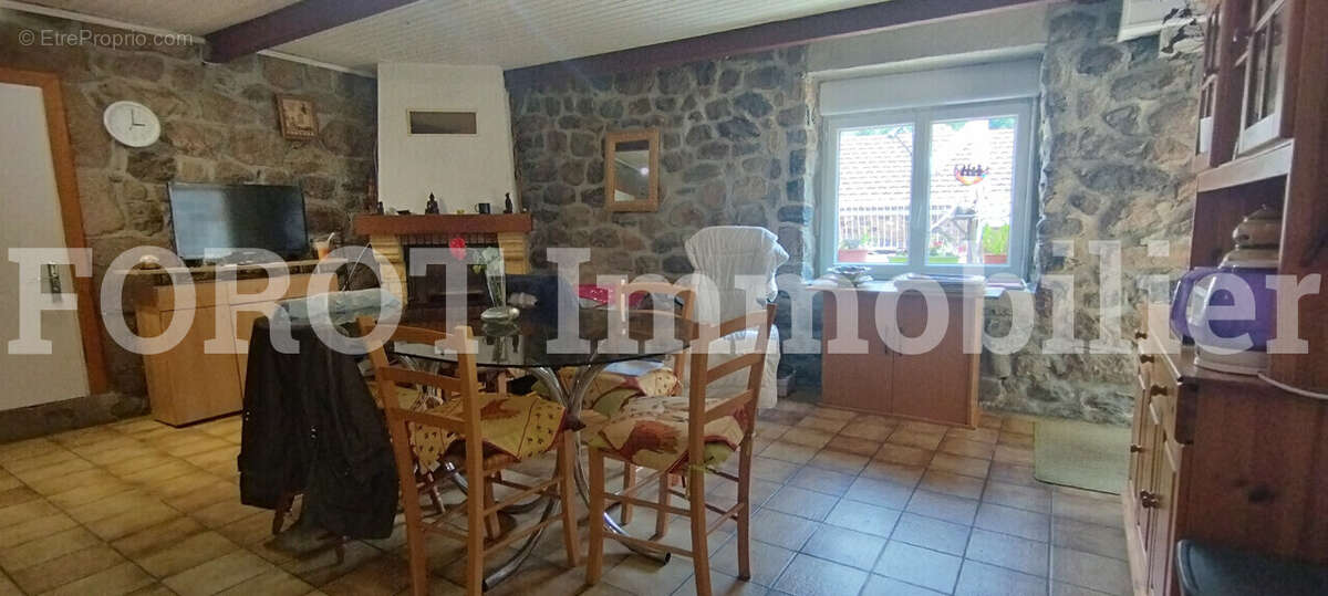 Maison à LA ROCHETTE